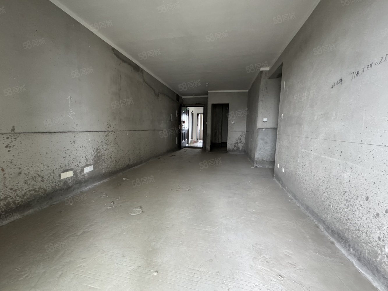 圣桦锦江天玺3室2厅2卫108㎡南北58万