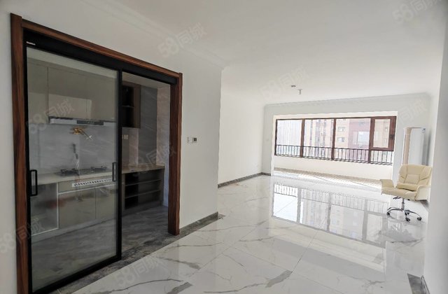 好房 价 碧桂园国岳府一梯一户小高四室两卫双阳台三室一厅朝阳