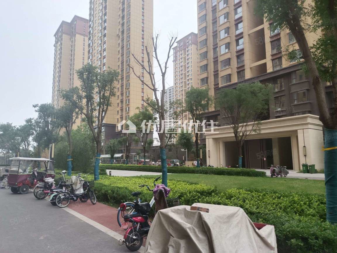 君汇活力城3室2厅2卫115㎡南北73.5万