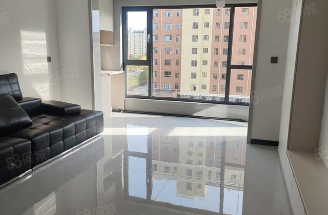 天保新城(东区)3室2厅110㎡68万二手房图片