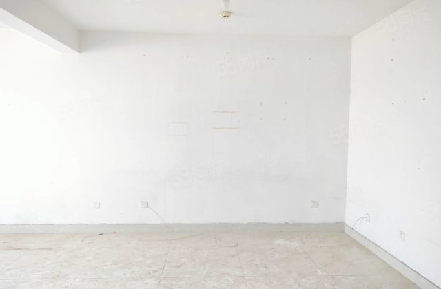 免大税，电梯房，火车站，安民小区高层，柳泉花园，实验，送储