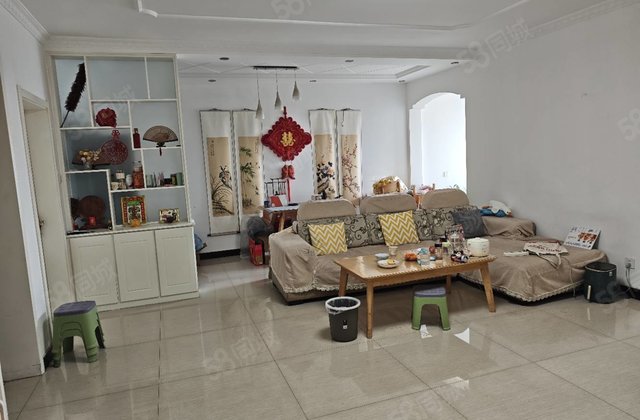 永美家园(名山大街)3室2厅138㎡95万二手房图片