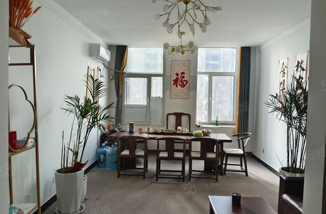 新出精装修平层公寓.独立房厂证.阳面.当代国际.居住.工作室