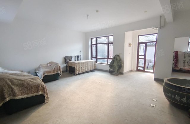 古楼别墅580 东昌湖全明东边双拼户型带大露台带院