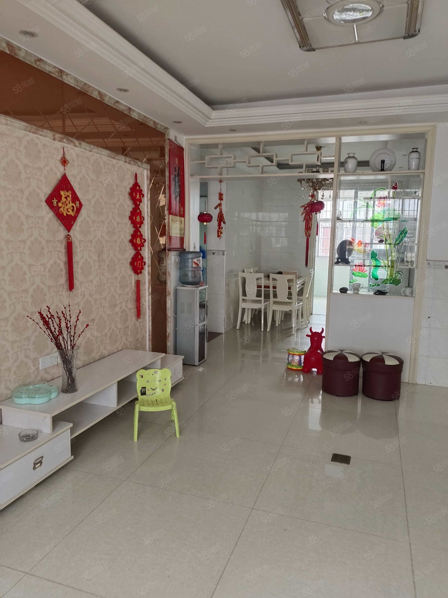 南郡佳园3室2厅2卫115㎡南北36万