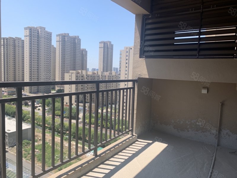 毛坯145平三居双卫 楼层优全天采光 有钥匙,西城华府-滨州58同城