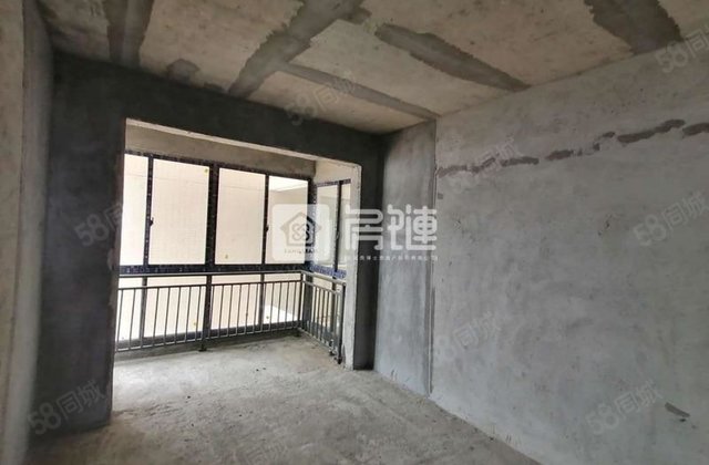 武警小区3室2厅122.8㎡36万二手房图片