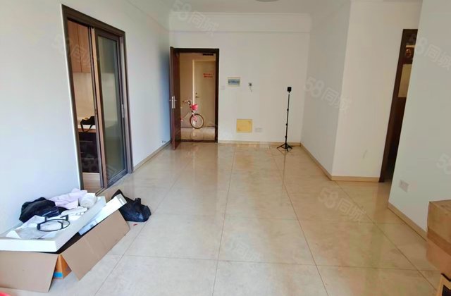 御豪华府3室2厅93.69㎡61.8万二手房图片