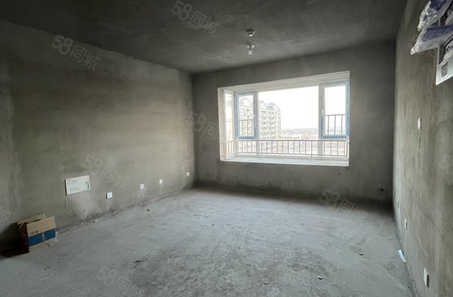 中玮新城3室2厅105㎡67万二手房图片