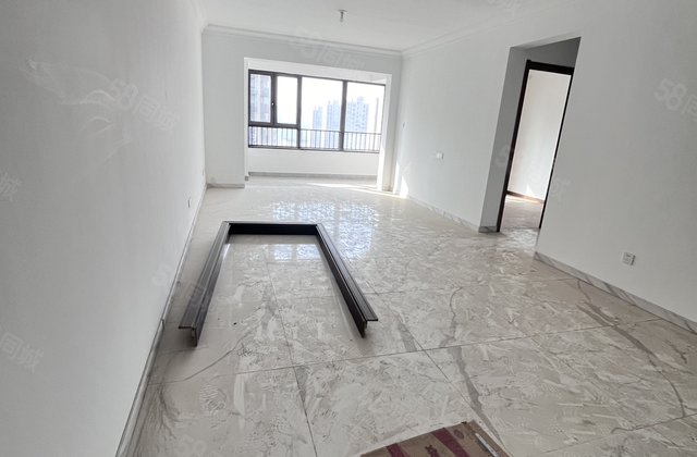 房急售  中间楼层 碧桂园国岳府三室双卫双阳台