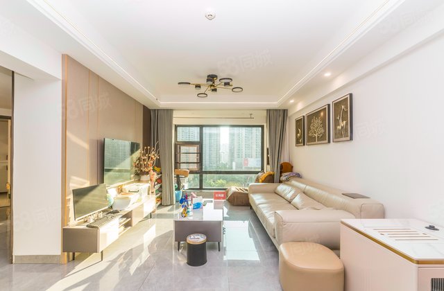 皇都广场4室2厅108.41㎡340万二手房图片