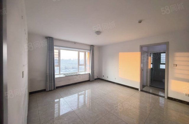 九州国际 边户 带车位 两卫大三室