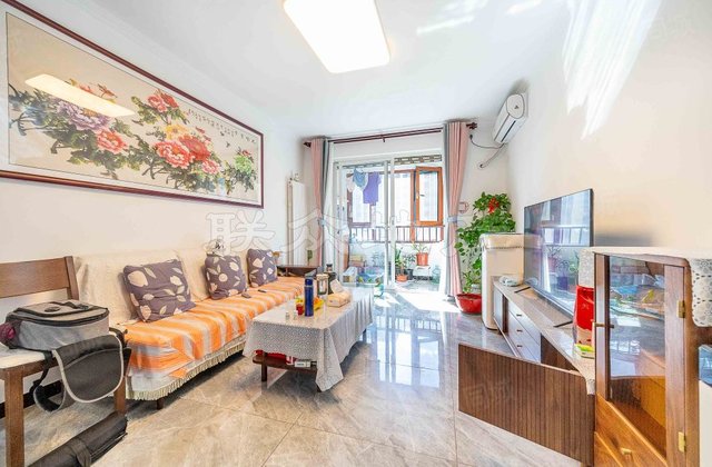 頌善園2室2廳1衛(wèi)89.37㎡南北159萬