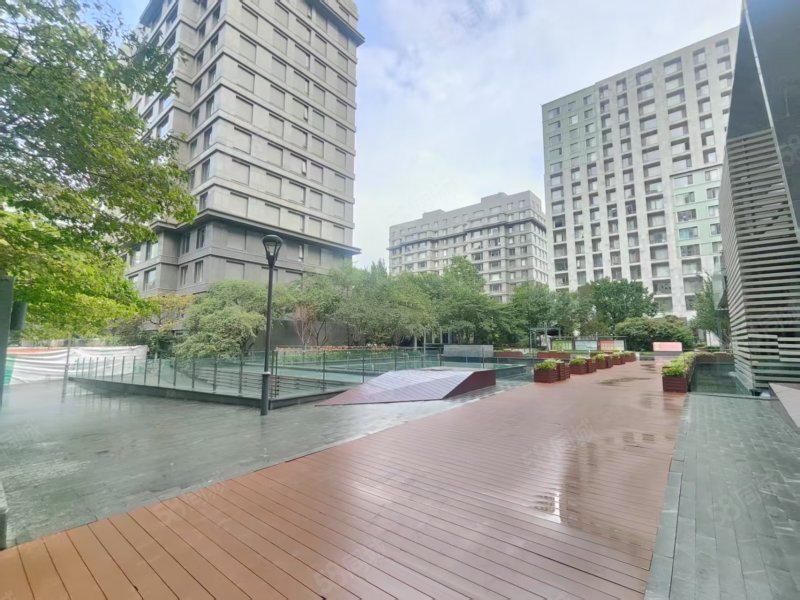 萬科公園五號1室0廳1衛(wèi)58.51㎡東310萬