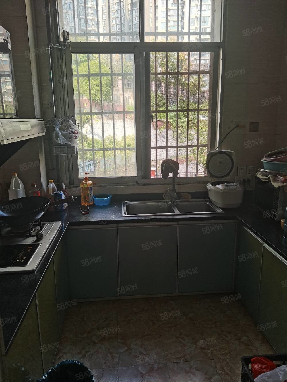 枣树园3室2厅1卫86㎡南北56万