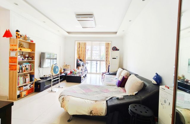 中房红枫岭(三期)2室2厅88.66㎡138万二手房图片