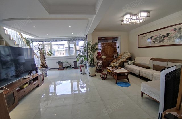 急售！东昌湖边，文轩，精装复式，送南北露台！送车位，储500