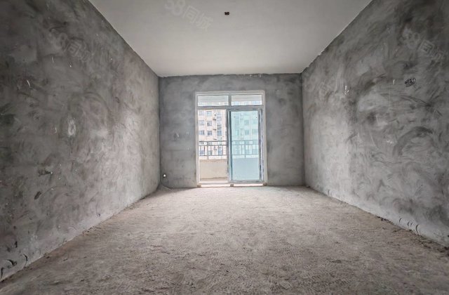 常隆花园3室2厅2卫122㎡南北56.8万