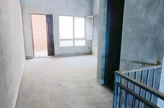 国瑞御府3室2厅149.19㎡126万二手房图片