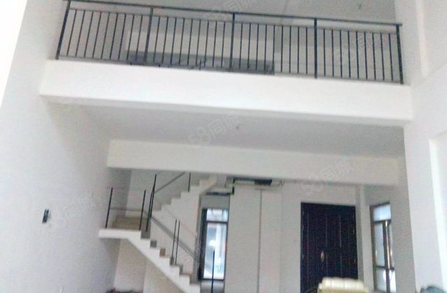 盈峰翠邸(别墅)4室2厅238.75㎡238万二手房图片