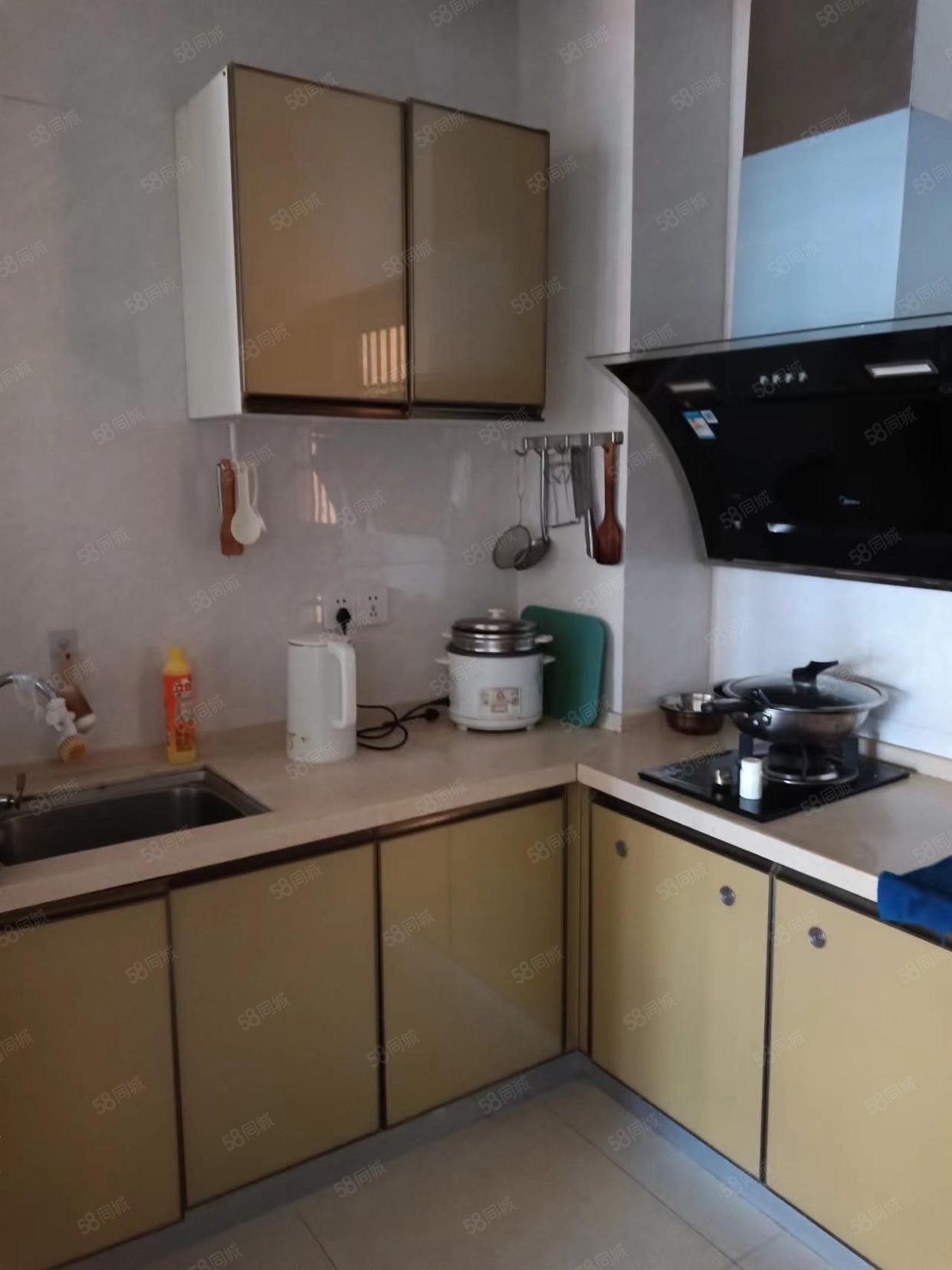 德盛南岛康城1室1厅1卫40.27㎡北26.8万