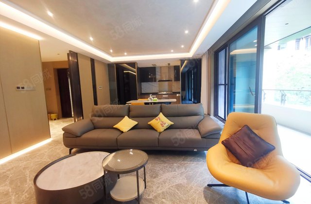 金沙城西府澜院4室2厅201.12㎡520万二手房图片