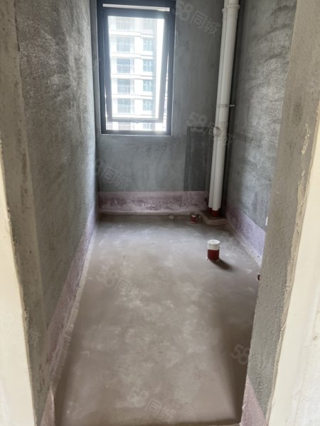 建业心怡苑3室2厅2卫122㎡南北98万