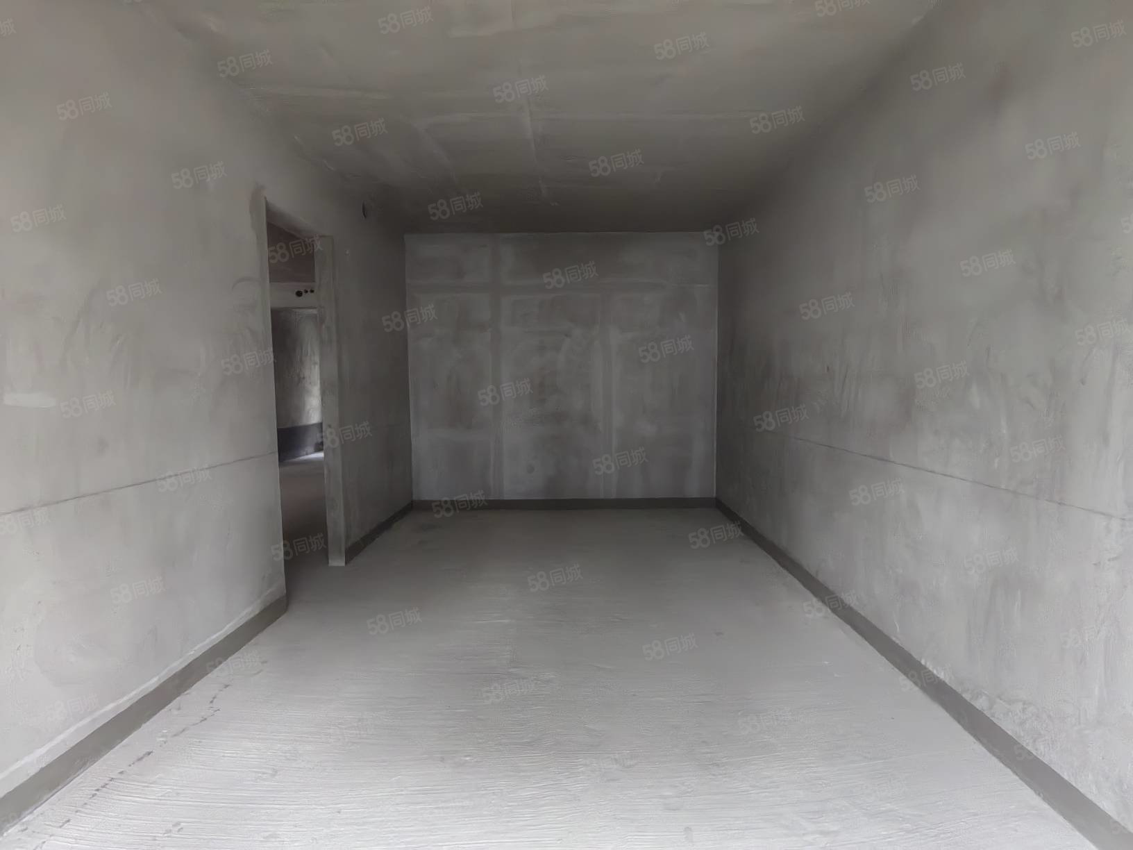 国瑞麓林府4室2厅3卫142㎡南北125万