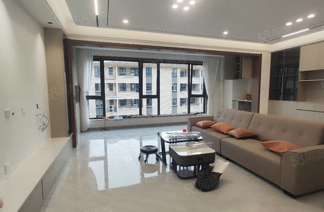 外国语润景苑观棠阅境！带车位储藏室电梯洋房中间楼层民生凤凰城