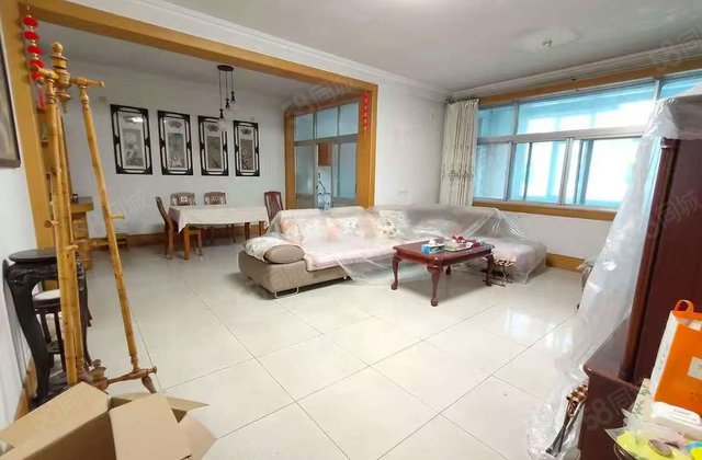 出门即湖边 财局家属院 电梯洋房 三室朝阳 停车方便