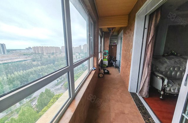 新一中外国语 单价8开头！民生6号院 大平层东边户 随时看房