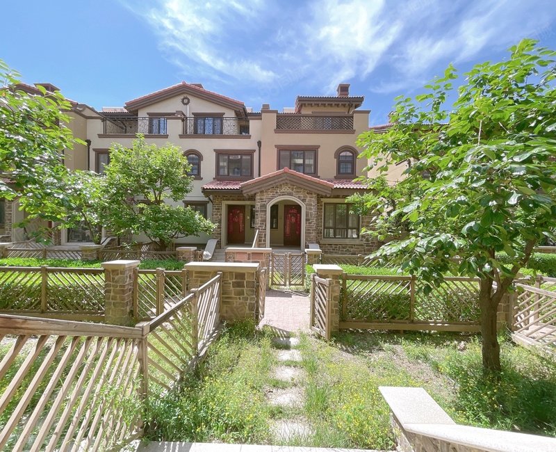 【10图】五矿万科城(别墅) 满二 70年产权 小区新,五矿万科城(别墅)