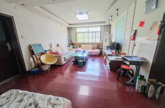 文轩外国语八中对过建材组团 精装三室停车方便