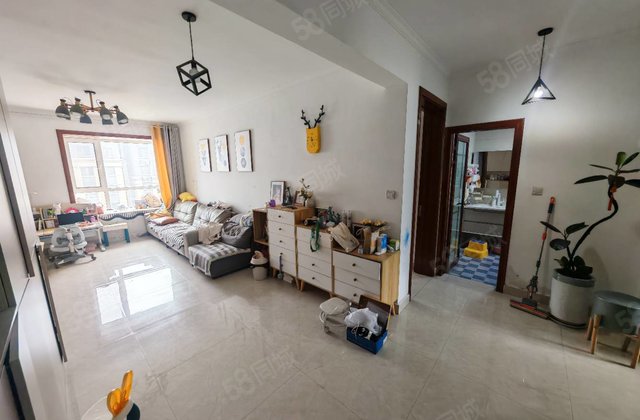 新一中，急售，送车位储藏室，南北通透大三居双卫，喜欢的看过来