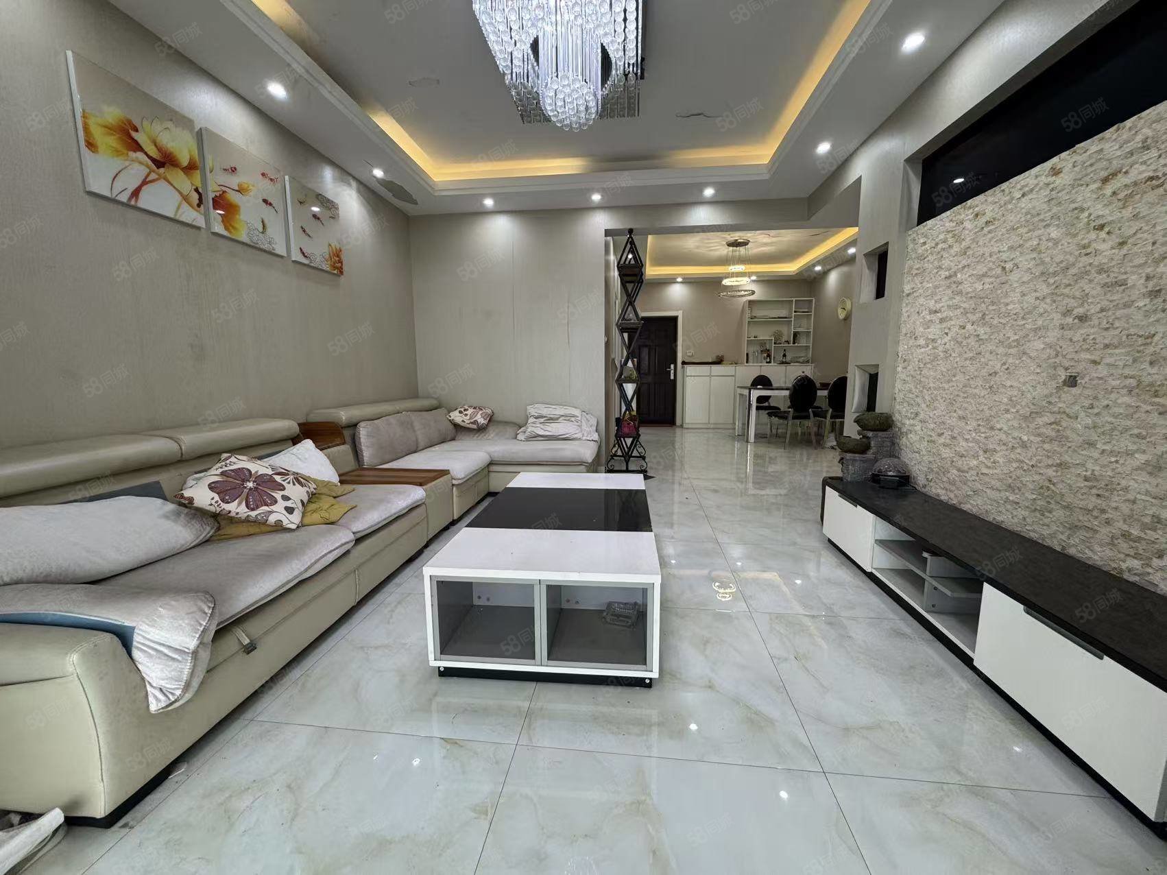 盛世东城3室2厅1卫95.95㎡南北37万