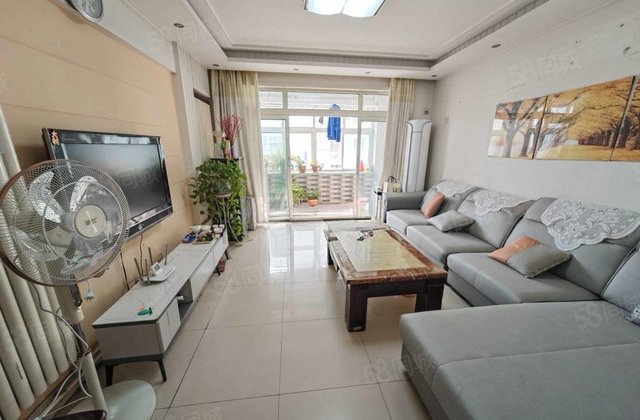 阳光实验，月亮湾，三里铺风景小区，鸿顺花园多层3室可做三室。