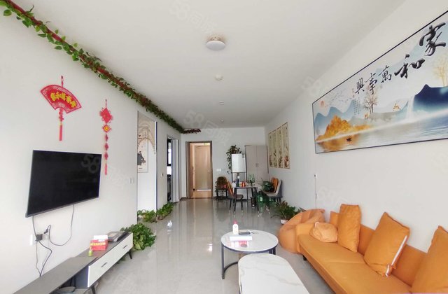 月季公园旁，花园小区，三室两厅两卫，带车位地下室，精装修