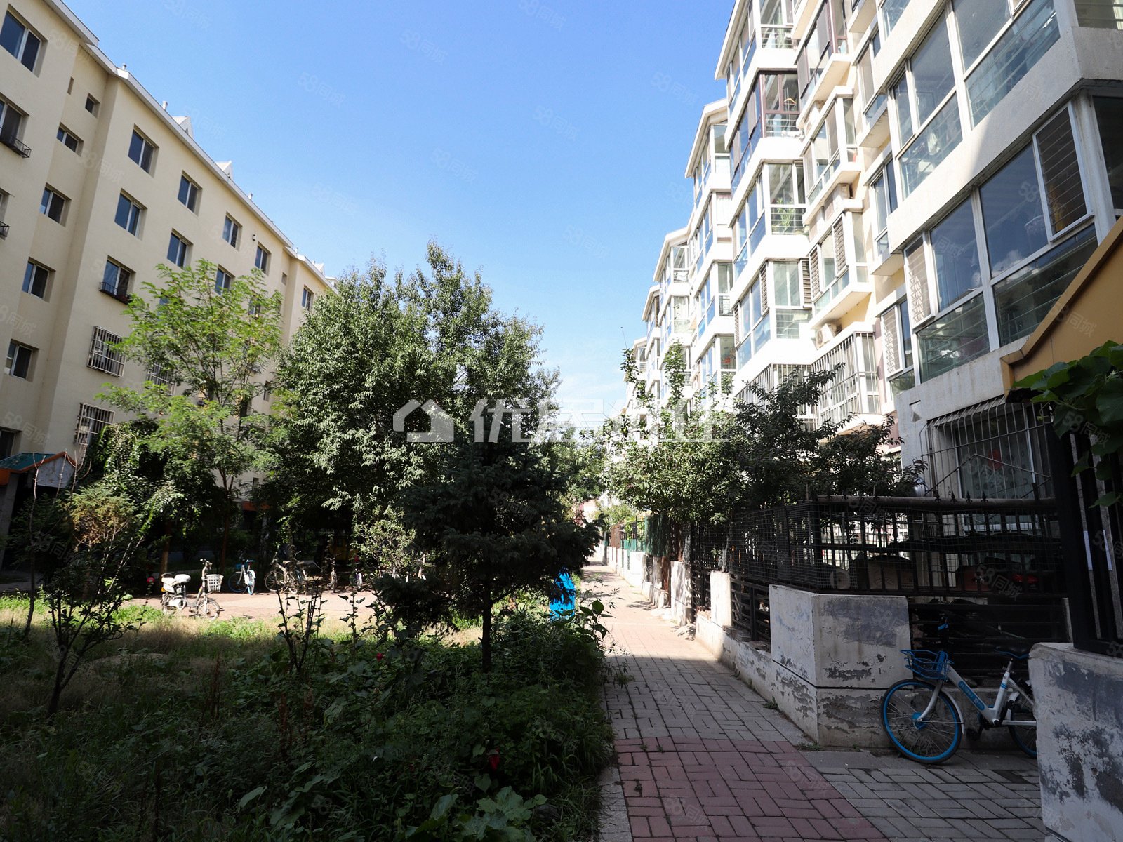 景泰花园2室2厅1卫120.83㎡南北85万