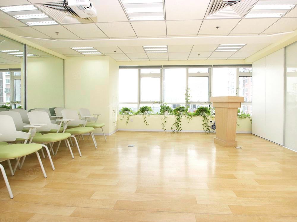 冠城名敦道(A區(qū))1室1廳0衛(wèi)93.13㎡東440萬(wàn)