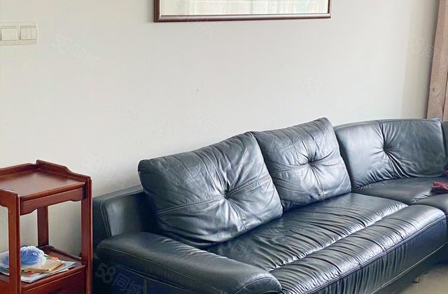 学府花苑4室2厅144.73㎡178万二手房图片