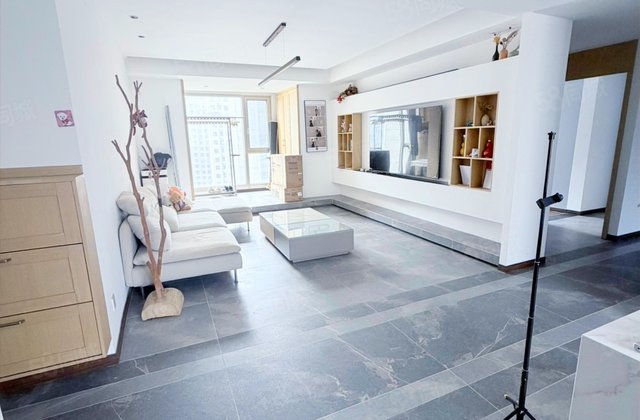 启航南苑3室2厅130㎡80万二手房图片