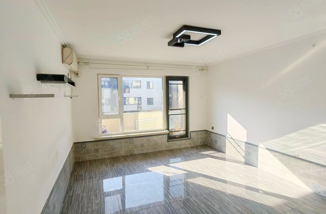 保利林语(E区一期)2室2厅87.18㎡68万二手房图片