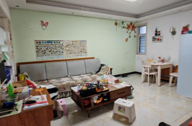 文轩  外国语老一中附近新东方龙湾二期电梯洋房两室隔三室带储