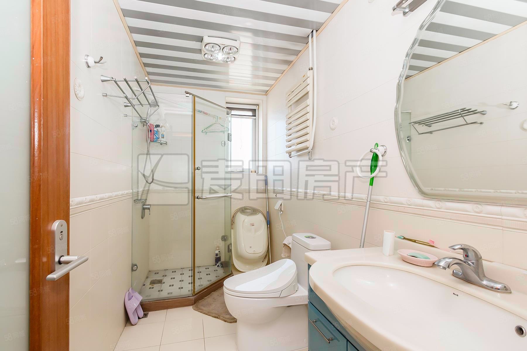 雪梨澳鄉(xiāng)(別墅)4室2廳4衛(wèi)216.6㎡東南1600萬