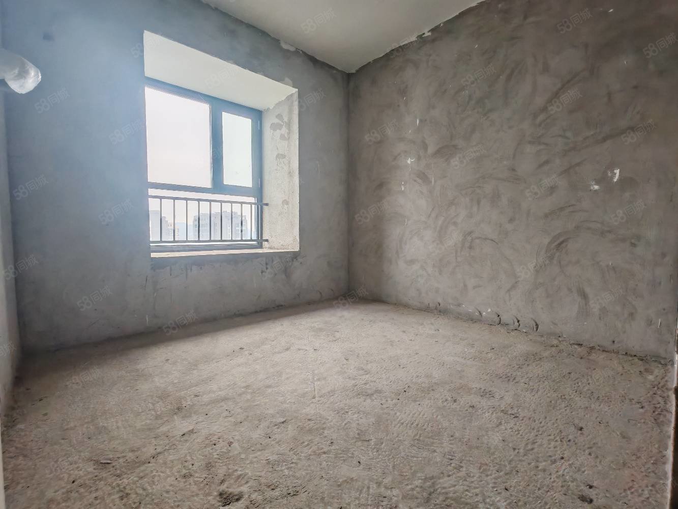 常隆花园3室2厅2卫122㎡南北56.8万