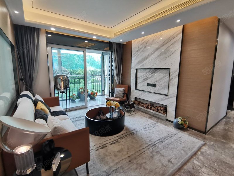 咸阳西高新陕师大梦桃学校绿城蓝光旁 朗基龙堂 卓.越团购