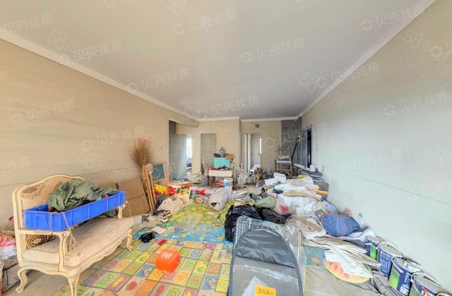 正荣财富中心(南区公寓住宅)3室2厅127.38㎡55万二手房图片