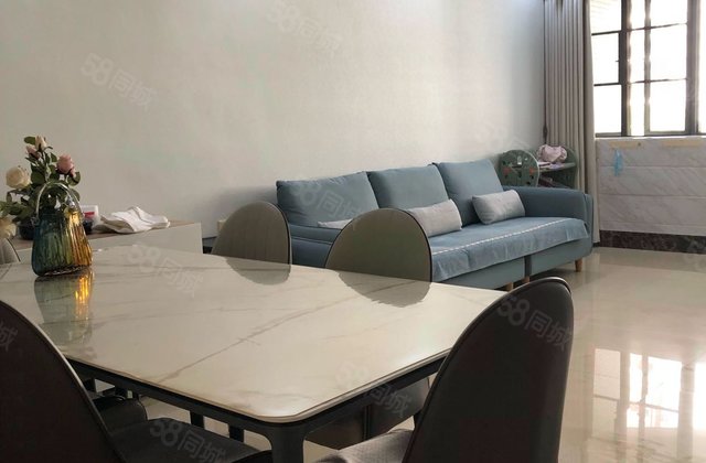 凯德城脉3室1厅90.21㎡136万二手房图片