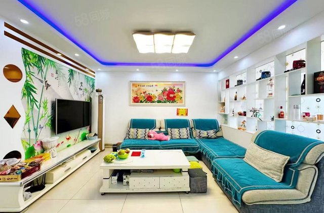 万达附近 信合花苑 大三室 电梯房 精装修 免大税