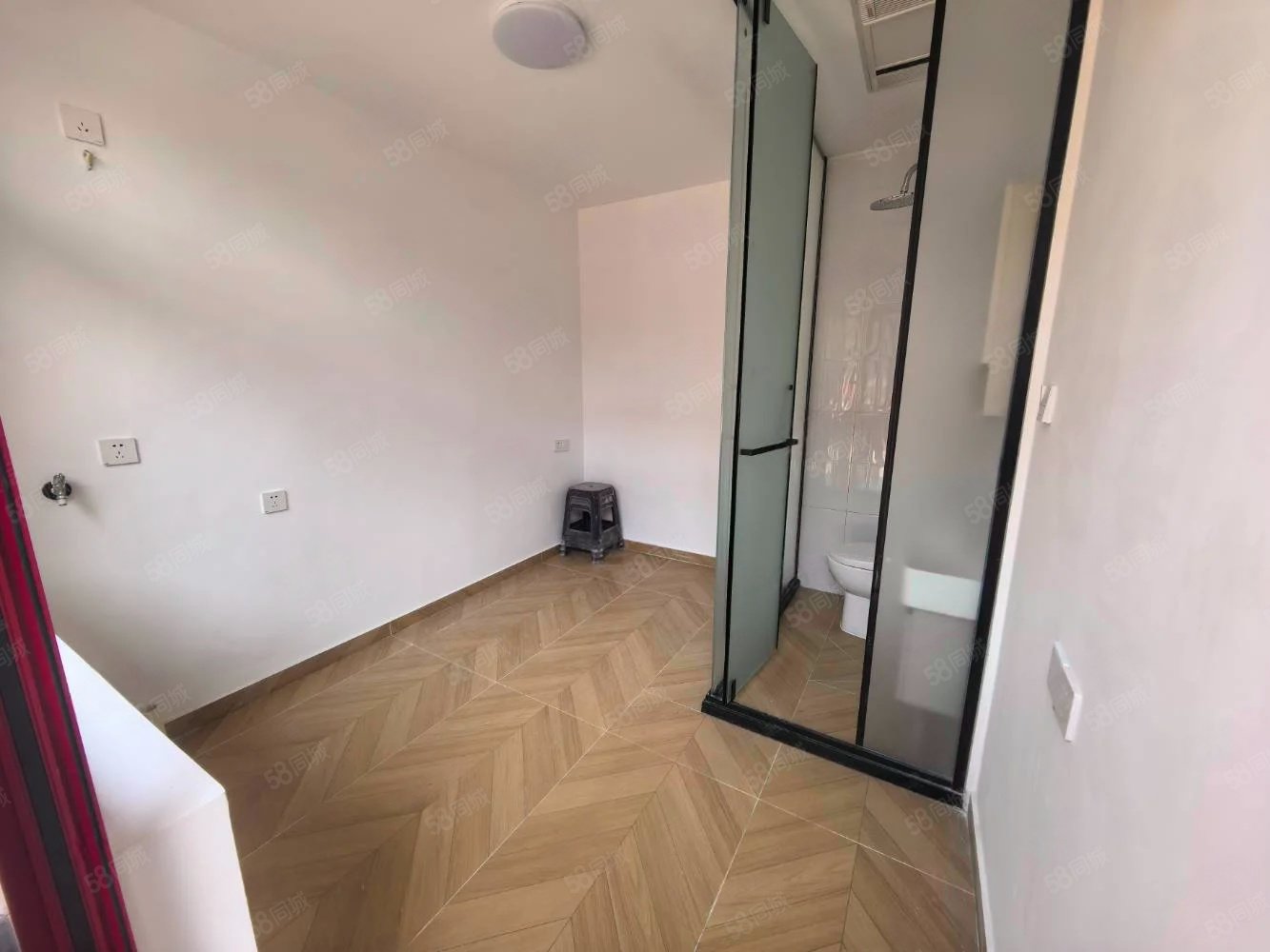 東絳胡同小區(qū)1室1廳1衛(wèi)11㎡東西178萬